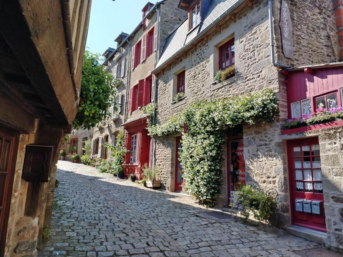 Lanvallay Chambre D'Hote Familiale De La Maison Bleue المظهر الخارجي الصورة